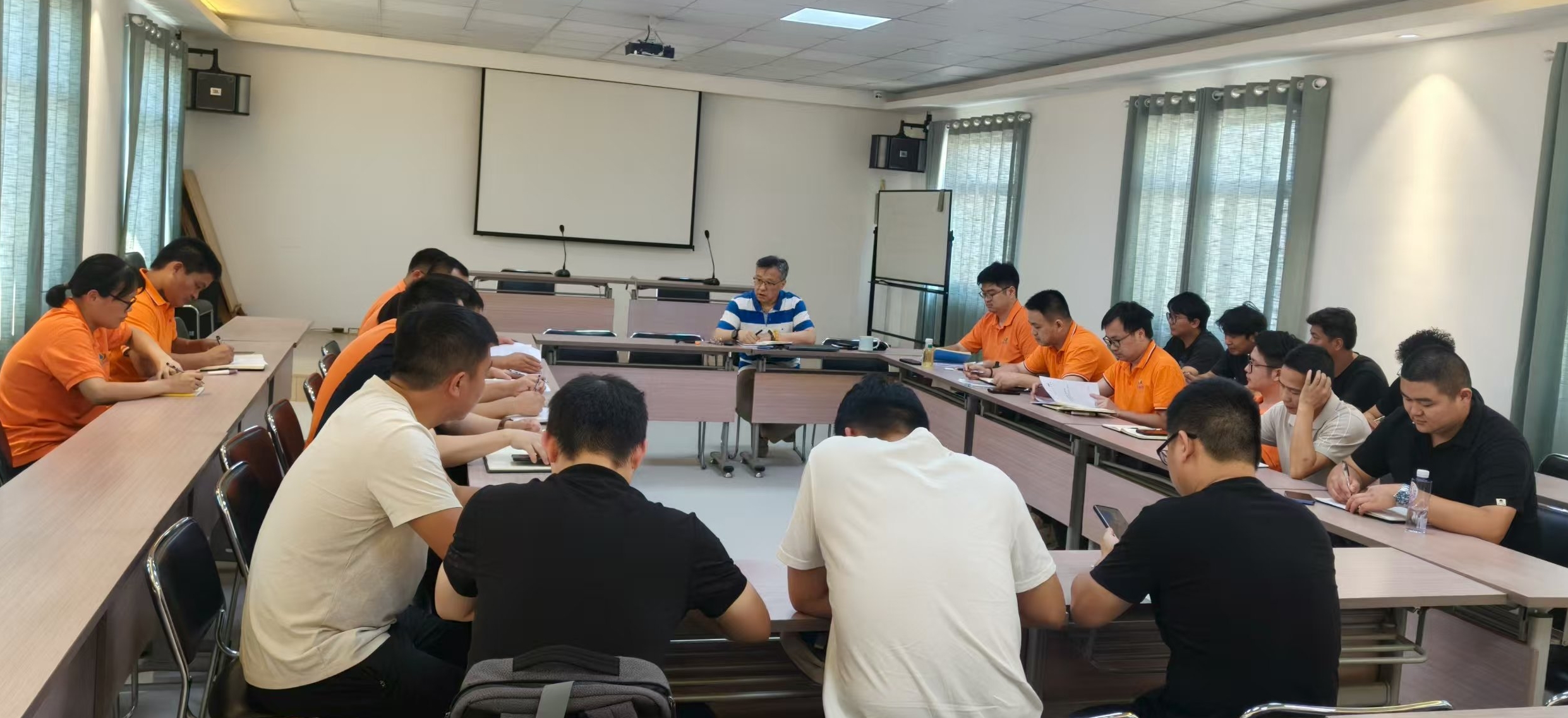公司組織人防設備新標準宣貫會暨業務學習會